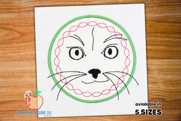 Cute Cat Frame Applique: A Charming Addition